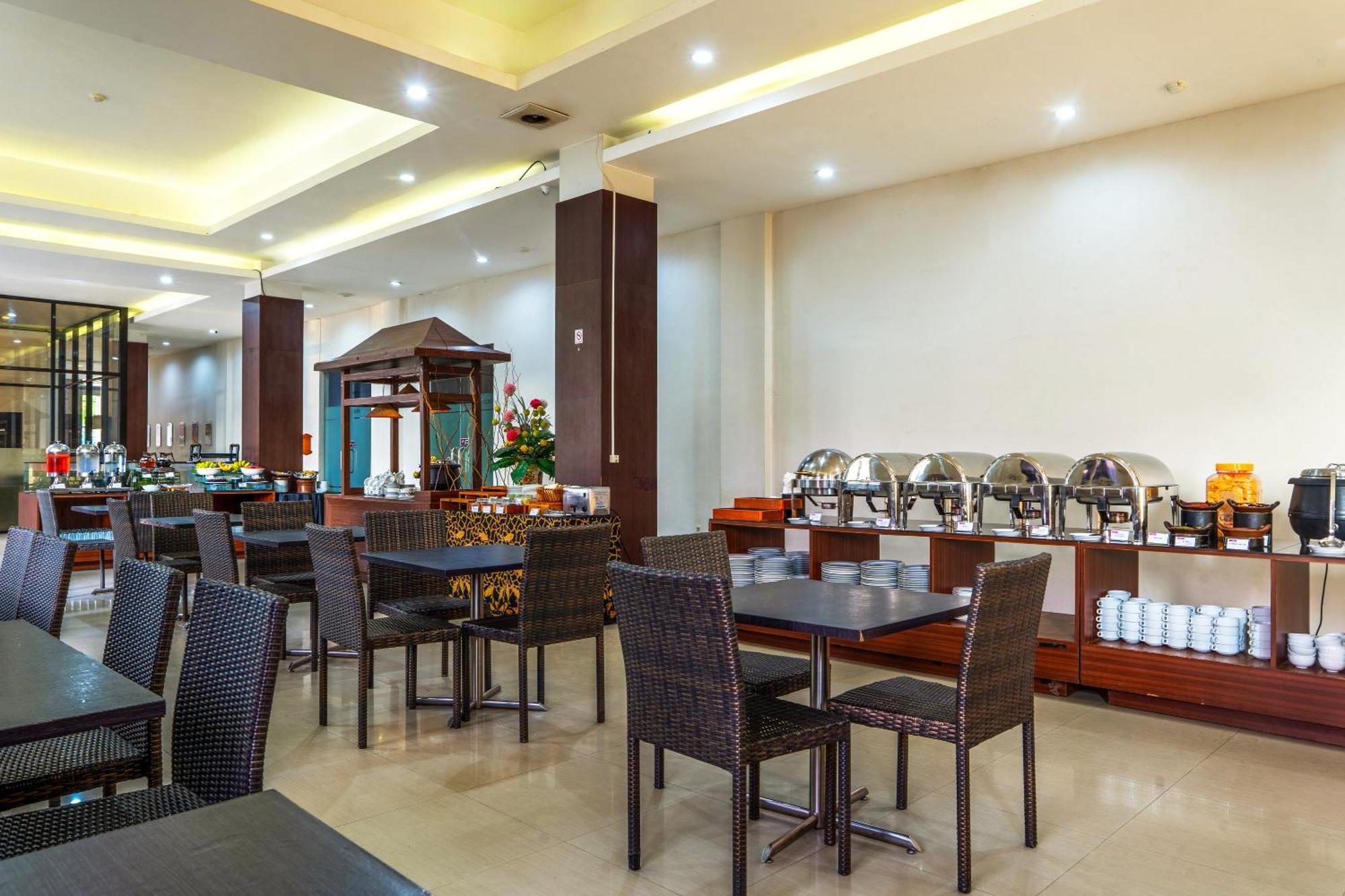 Midtown Xpress Sampit - Kalimantan Tengah Екстер'єр фото