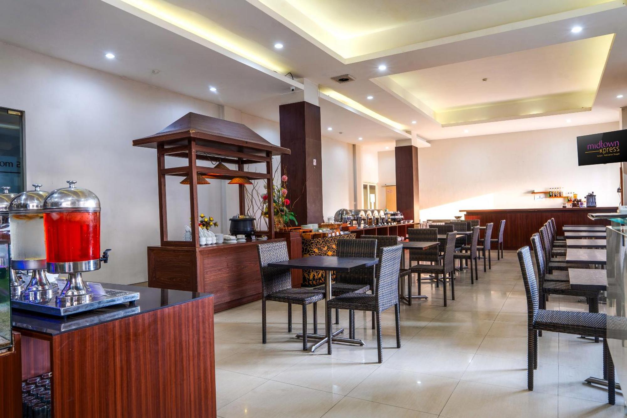 Midtown Xpress Sampit - Kalimantan Tengah Екстер'єр фото